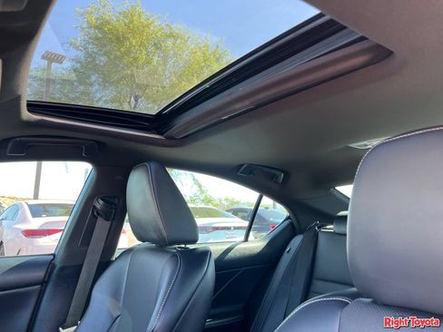Used 2025 Lexus IS 350 F Sport w/ Navigation Package RWD image 30