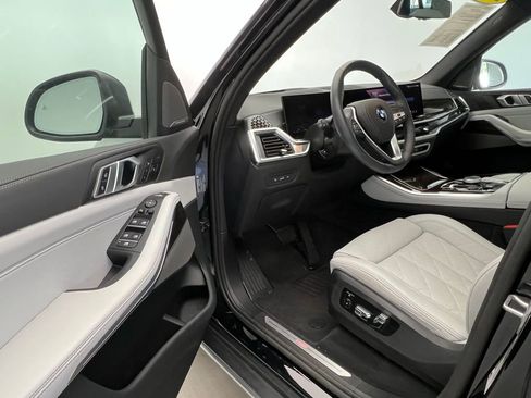 Certified 2025 BMW X5 sDrive40i RWD image 22
