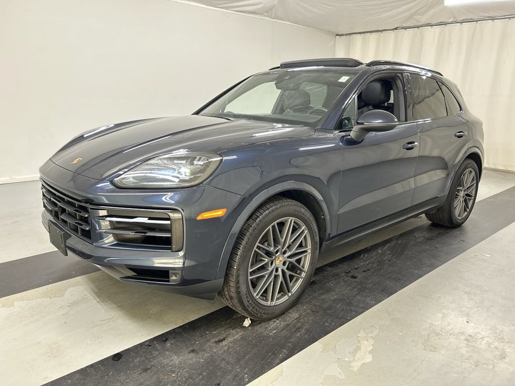 Certified 2024 Porsche Cayenne AWD/4WD image 5