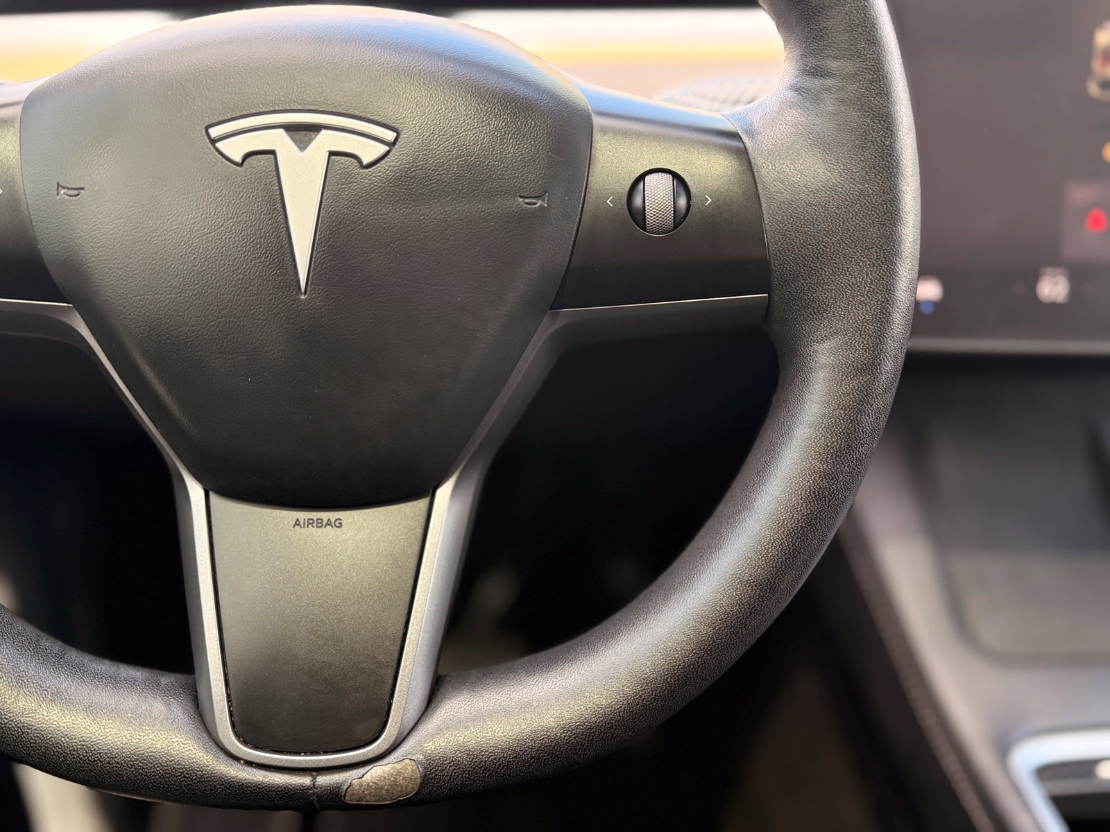 Used 2023 Tesla Model Y Long Range AWD/4WD image 27