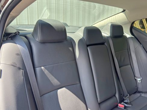Used 2021 Nissan Altima 2.5 SL FWD image 34
