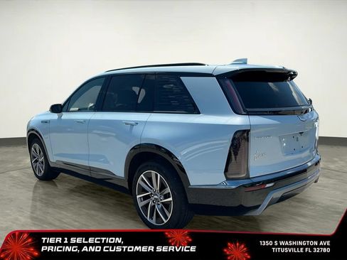 Used 2026 Cadillac Vistiq Sport w/ LPO, Floor Liner Package AWD/4WD image 6