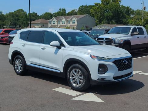 Used 2020 Hyundai Santa Fe SEL FWD image 9
