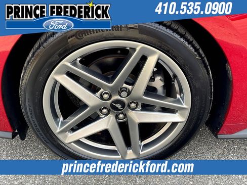 Used 2024 Ford Mustang Premium image 9