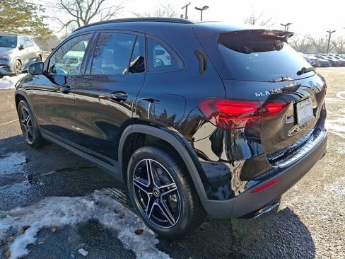 Used 2026 Mercedes-Benz GLA 250 4MATIC image 4