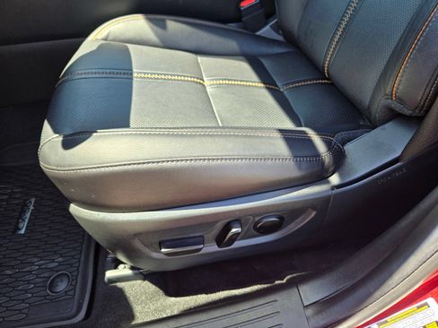 Certified 2025 MAZDA CX-50 AWD 2.5 S w/ Weather Package image 19