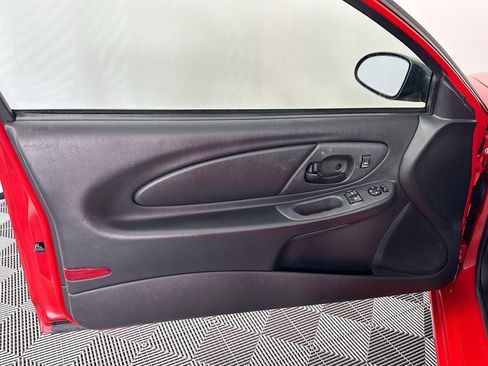 Used 2001 Chevrolet Monte Carlo SS w/ Preferred Equipment Group image 28