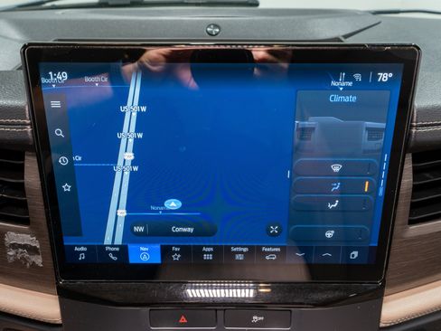 Used 2022 Ford Expedition Max Limited image 18