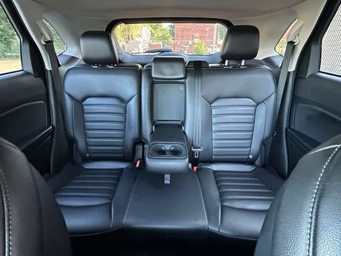 Used 2024 Ford Edge SEL AWD/4WD image 28