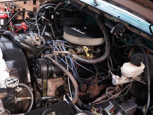 Used 1989 Ford Bronco XLT 4X4 image 29