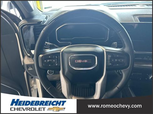 Certified 2023 GMC Sierra 1500 Elevation w/ Preferred Package AWD/4WD image 18