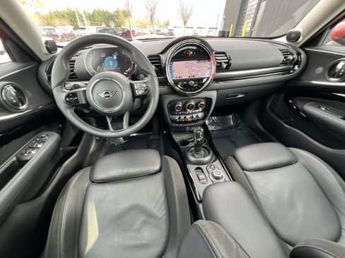 Certified 2024 MINI Cooper Clubman S image 2