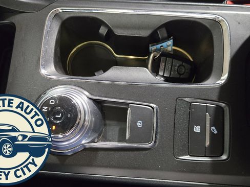 Used 2020 Ford Fusion Titanium image 17