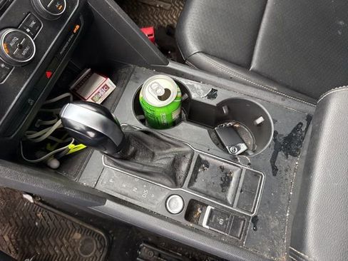 Used 2021 Volkswagen Atlas SE image 24