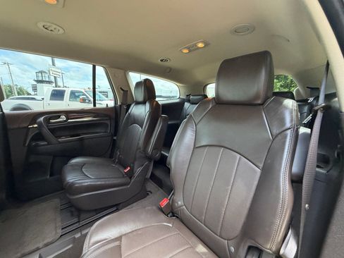 Used 2014 Buick Enclave Leather w/ Trailering Provision Package FWD image 22
