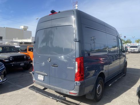 Used 2019 Mercedes-Benz Sprinter 144 image 5