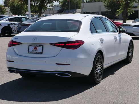 Used 2023 Mercedes-Benz C 300 Sedan image 3