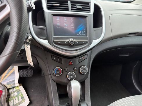 Used 2017 Chevrolet Sonic LT FWD image 12
