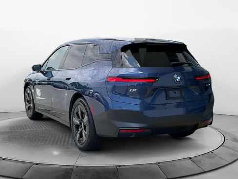 Used 2024 BMW iX xDrive50 w/ Premium Package AWD/4WD image 5