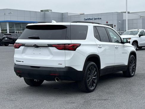 Used 2023 Chevrolet Traverse RS AWD/4WD image 25