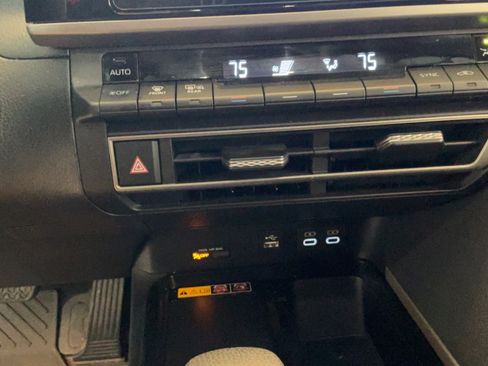 Used 2025 Toyota Camry LE w/ Convenience Package FWD image 17