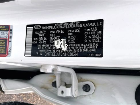 Used 2022 Hyundai Santa Cruz Limited AWD/4WD image 25