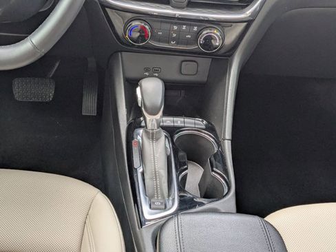 Used 2024 Buick Encore GX Sport Touring FWD image 12