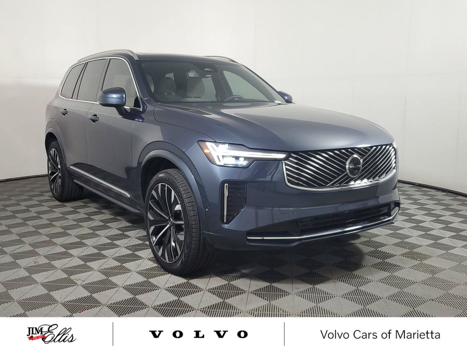 Certified 2026 Volvo XC90 B6 Plus w/ Protection Package Premier AWD/4WD image 1