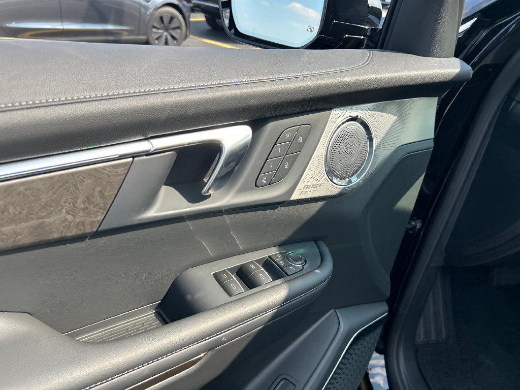 New 2026 Buick Enclave Avenir AWD/4WD image 16