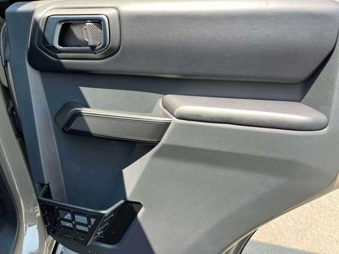 Used 2025 Ford Bronco Raptor AWD/4WD image 22