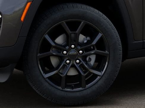 New 2025 Jeep Grand Cherokee Limited AWD/4WD image 8