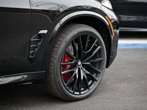 New 2026 BMW X5 xDrive40i w/ M Sport Package image 5