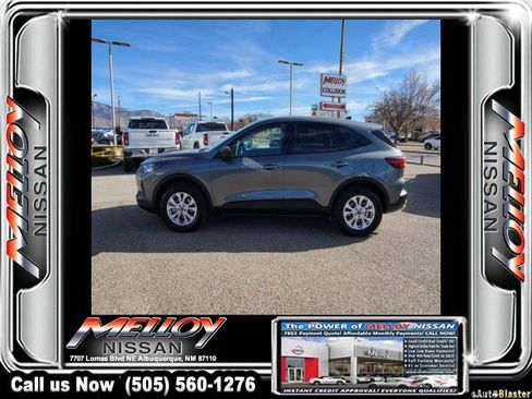 Used 2025 Ford Escape Active image 2