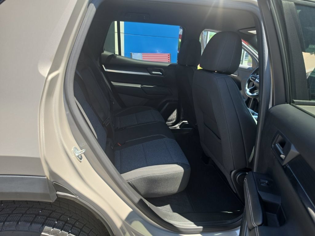 Certified 2025 GMC Terrain Elevation w/ Technology Package II AWD/4WD image 13