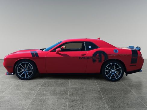 Used 2023 Dodge Challenger GT w/ Plus Package image 2