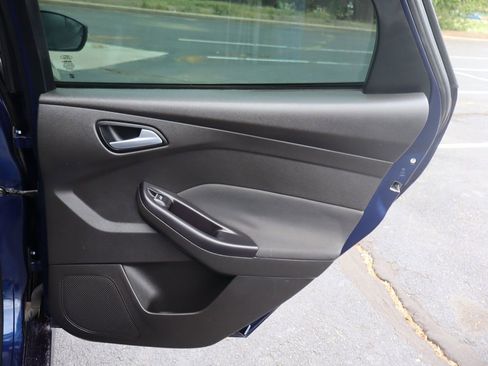 Used 2016 Ford Focus ST FWD image 25