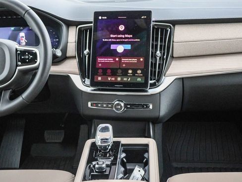 New 2026 Volvo XC90 T8 Plus image 22