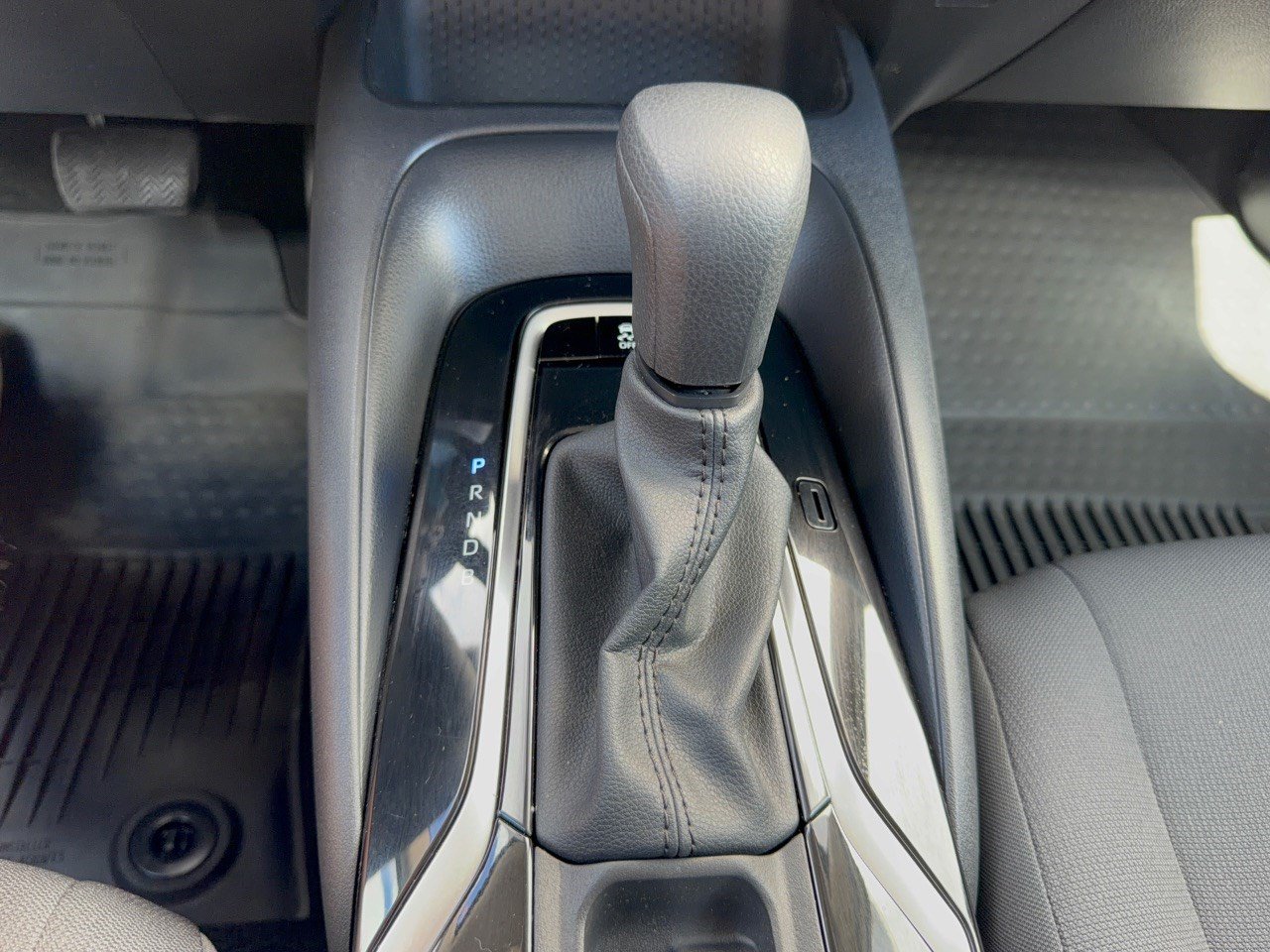 Certified 2022 Toyota Corolla LE FWD image 21