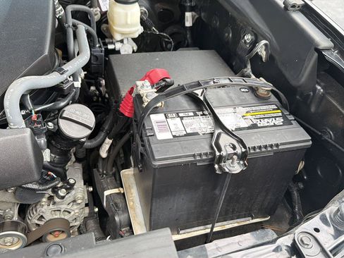 Used 2022 Toyota Tacoma SR5 RWD image 33