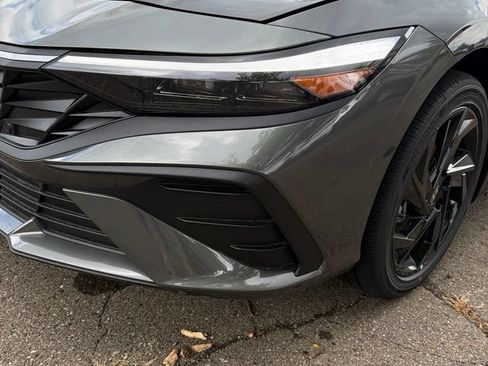 New 2026 Hyundai Elantra Sport FWD image 9