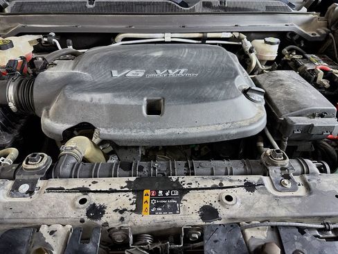 Used 2021 Chevrolet Colorado ZR2 image 36