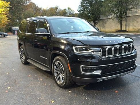 Used 2022 Jeep Wagoneer Series III w/ Convenience Group I image 27