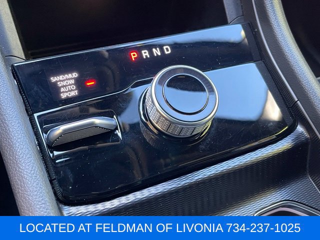 Used 2024 Jeep Grand Cherokee Limited AWD/4WD image 16