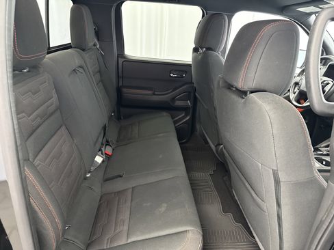 Used 2022 Nissan Frontier Pro-X w/ Technology Package image 15