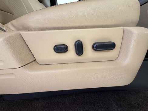 Used 2014 Ford F150 Lariat w/ Equipment Group 502A Luxury image 38