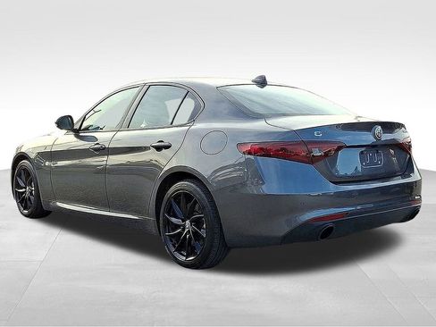 Used 2023 Alfa Romeo Giulia Ti image 4