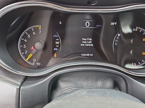 Used 2017 Jeep Grand Cherokee Altitude image 7