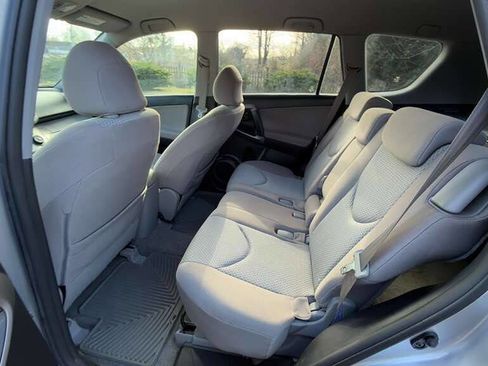 Used 2006 Toyota RAV4 4WD image 19