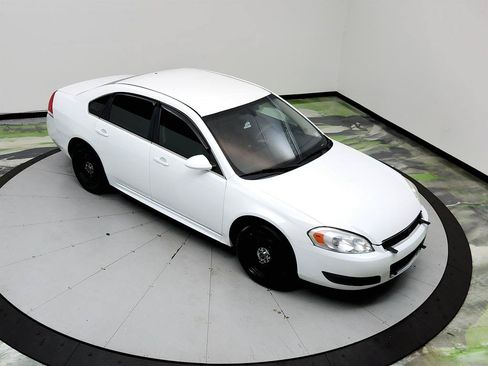 Used 2016 Chevrolet Impala Police FWD image 28