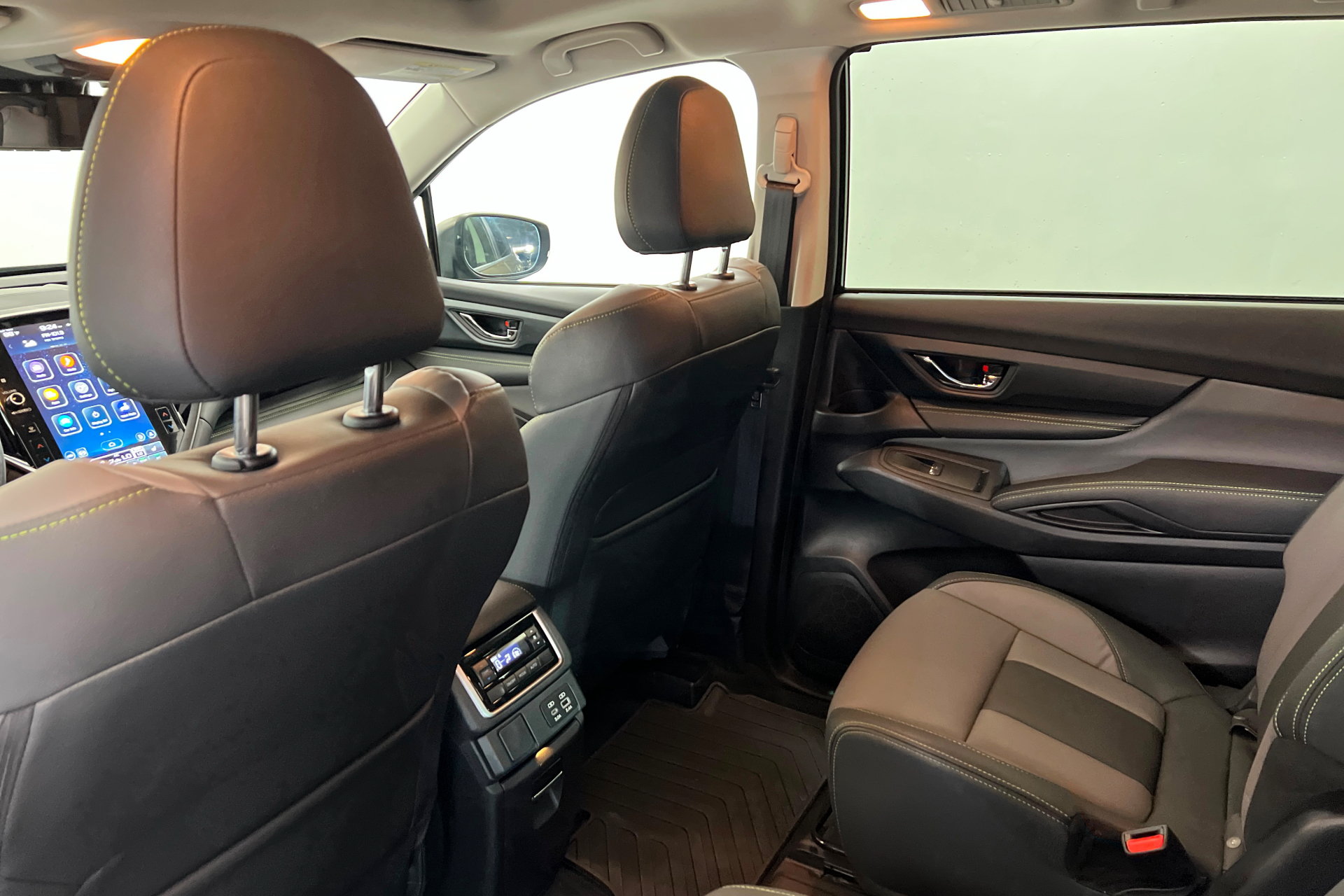 Used 2024 Subaru Ascent Onyx Edition AWD/4WD image 21